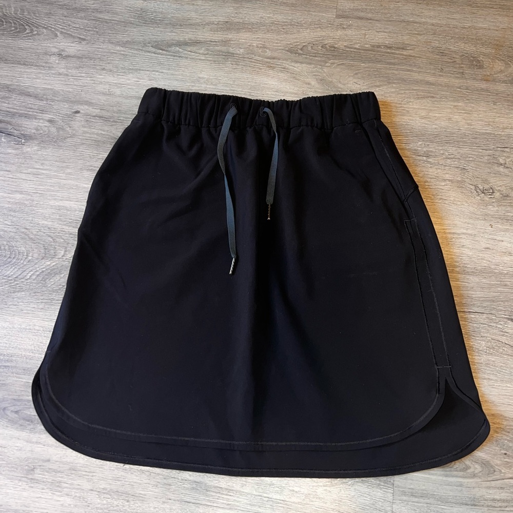 Lululemon Black Skirt Size 8